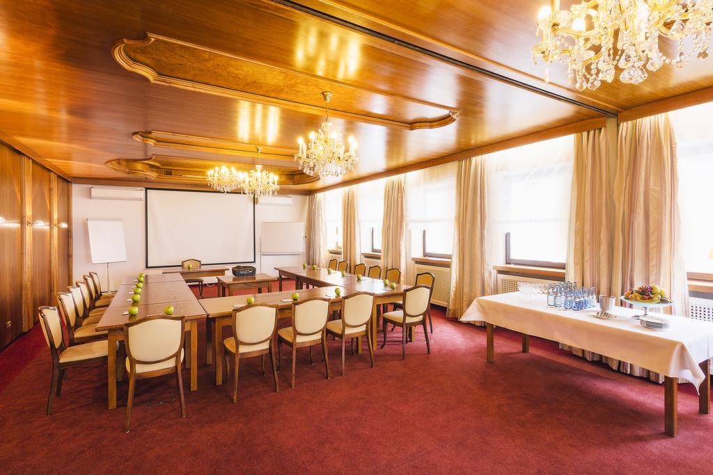 Hotel - Restaurant Erich Roediger Bad Staffelstein Esterno foto