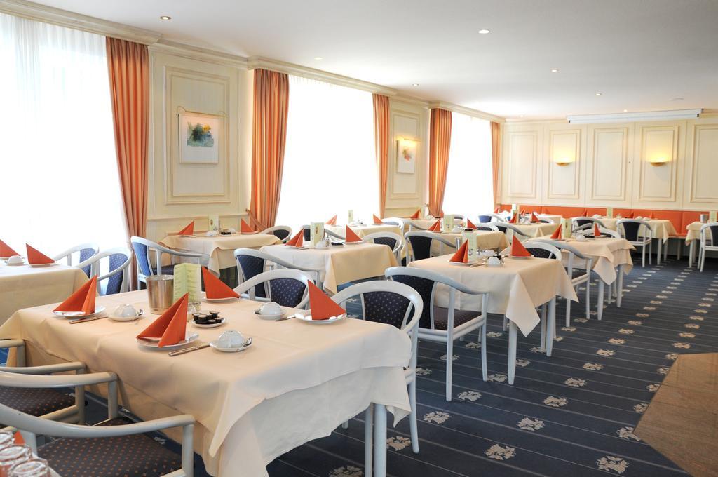 Hotel - Restaurant Erich Roediger Bad Staffelstein Esterno foto