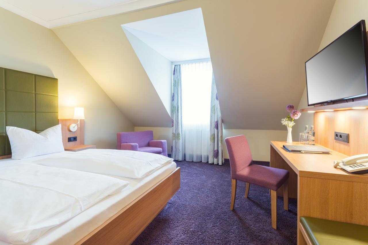 Hotel - Restaurant Erich Roediger Bad Staffelstein Esterno foto